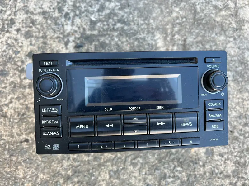 Subaru Forester Sh 08-12 Clarion Amfm Radio Bluetooth Stereo Cd Player Pf-3300-A 1