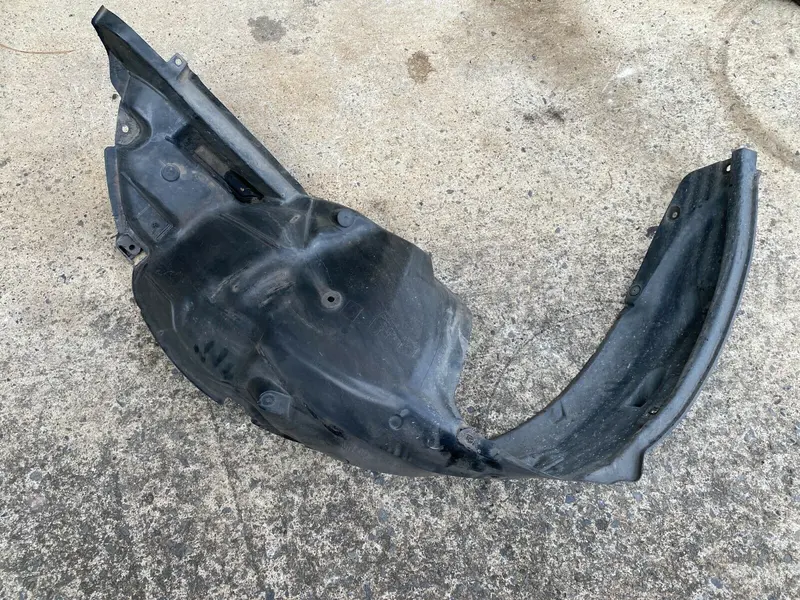 Subaru Forester Sh 08 -12 Front Wheel Arch Stone Splash Guard Left Passenger Lh 1