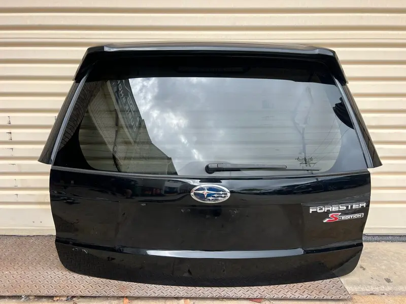 Subaru Forester Sh 08 -12 Rear Tailgate Garnish Trim Panel 32J S Edition Spoiler 1