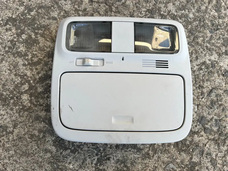 Subaru Forester Sh 08 - 12 Roof Top Interior Courtesy Light Sunglasses Storage 1