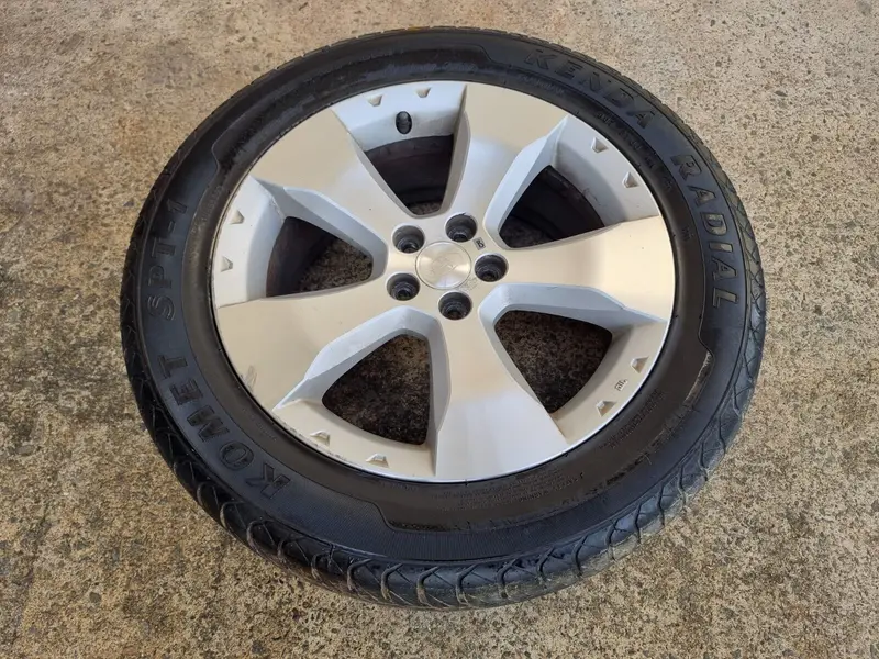 Subaru Forester Sh 17" Spare Wheel Tyre Rim Mag 5 X 100 225/55 R17 Genuine 1