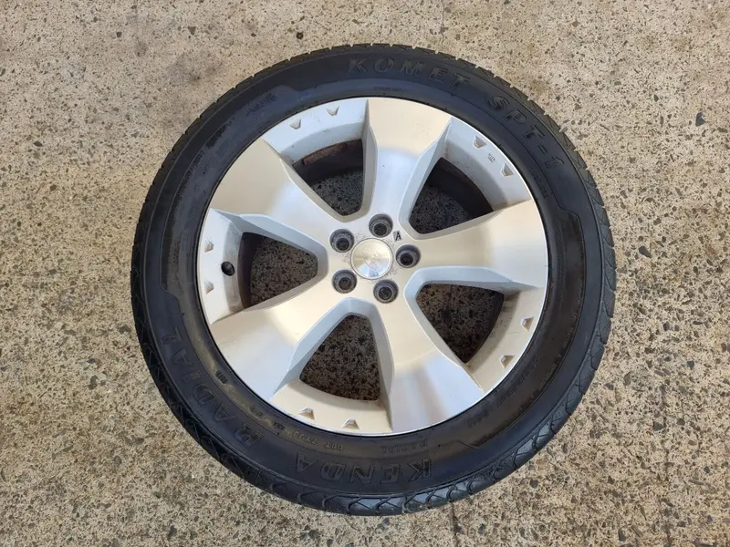 Subaru Forester Sh 17" Spare Wheel Tyre Rim Mag 5 X 100 225/55 R17 Genuine 1
