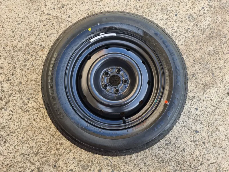 Subaru Forester Sh 17" Spare Wheel Tyre Steel Rim Mag 5 X 100 215/65 R16 Genuine 1