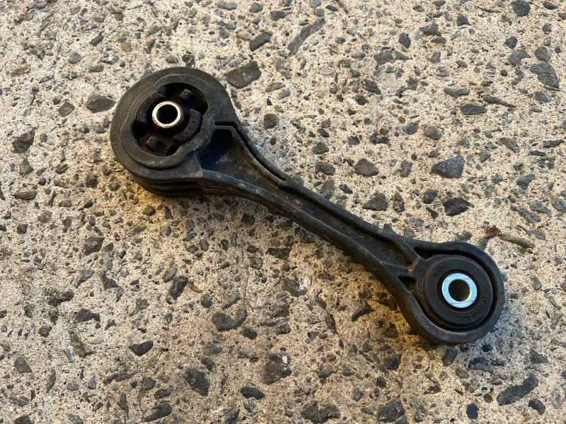 Subaru Forester Sh 2008 - 12 Fb25 Ej25 Manual Gearbox Wishbone Trans Mount 1