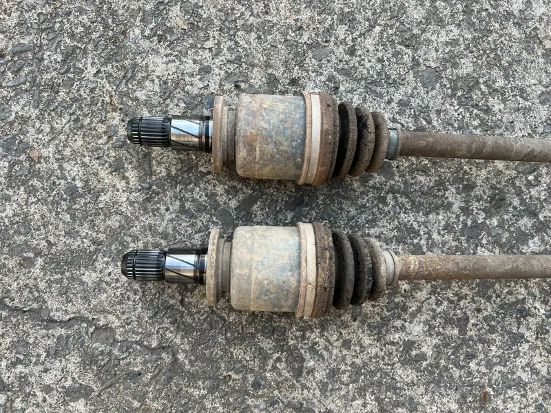 Subaru Forester Sh Ee20 Diesel 08 - 2012 Rear Diff Driveshafts Set Pair Cv Joint 1