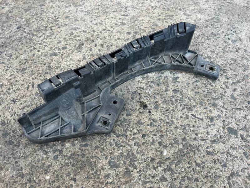 Subaru Forester Sh Turbo 2008  12 Headlight Mounting Bracket Driver Side Right R 1