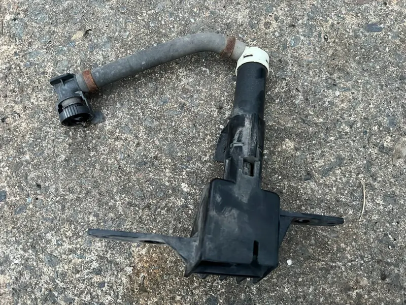 Subaru Forester Sh Turbo 2008 - 12 Headlight Washer Water Squirter Nozzel Right 1