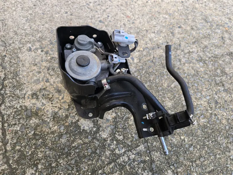 Subaru Forester Sh Turbo Diesel 08 -12 Factory Fuel Pump Petrol Filter Secondary 1