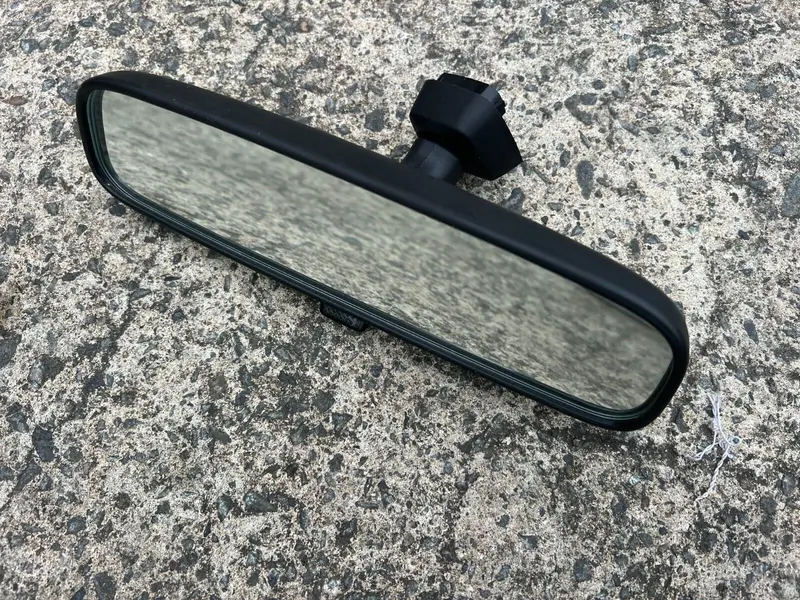 Subaru Forester Sj 12 - 18 Front Windscreen Rear View Vision Mirror Genuine Oem 1