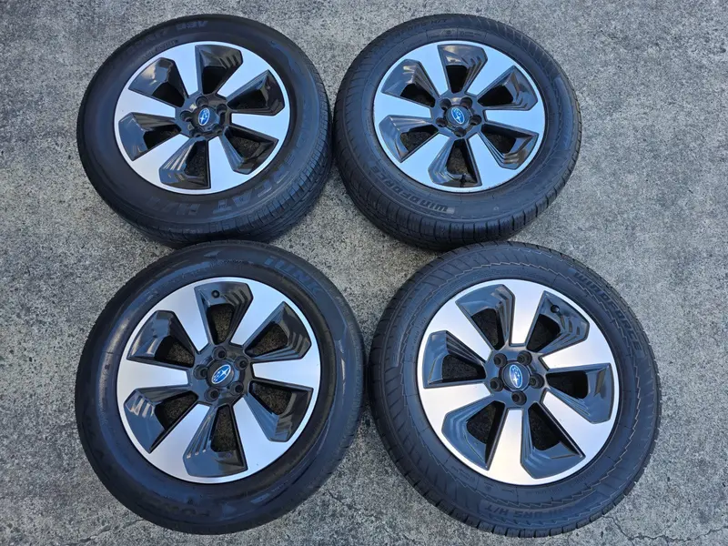 Subaru Forester Sj 2013 - 15 Series 1 Factory Wheels Mags Set Tyres 225/60 R17" 1