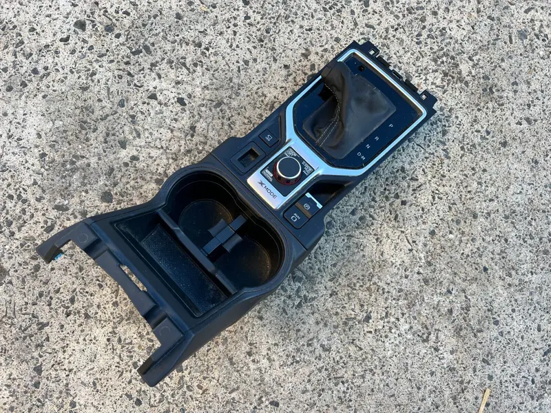 Subaru Forester Sk 2018 - 21 Centre Console Panel Trim Black Cup Holder Shifter 1