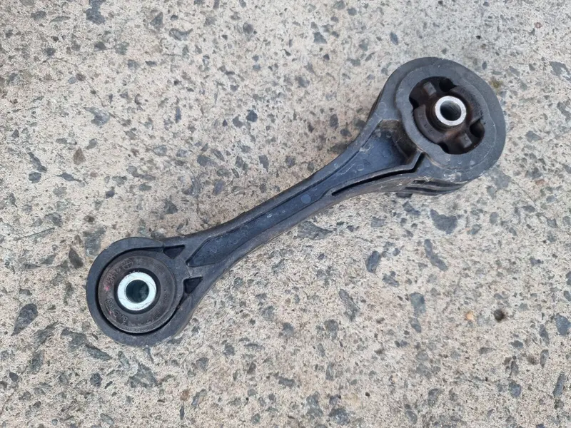 Subaru Forester Sk 2019 - 21 Petrol Automatic Gearbox Wishbone Trans Mount 1