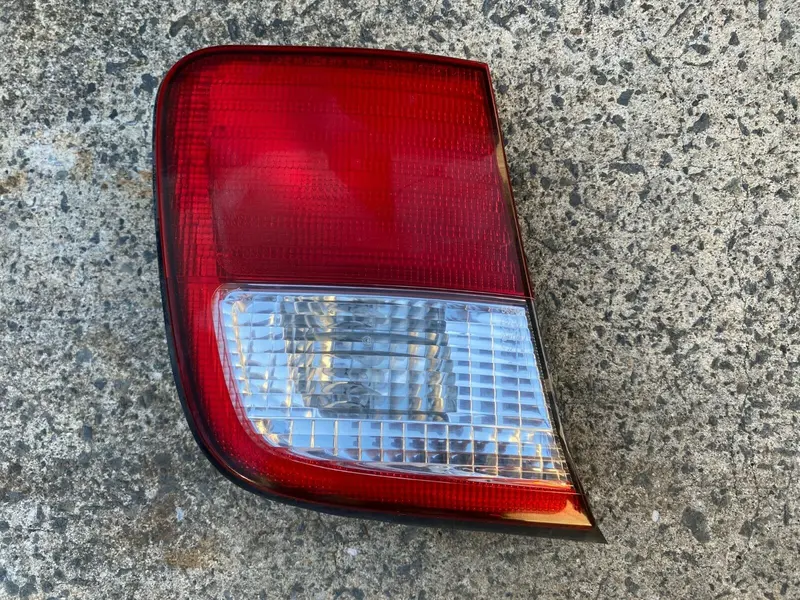 Subaru Forester Wagon Sf 97 - 02 Factory Brake Stop Rear Tail Light Left Lh L 1