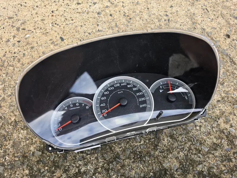 Subaru Impreza 08-11 Gh Instrument Cluster Dash Speedo Display Auto 100,649Kms 1