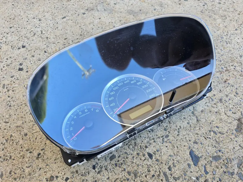 Subaru Impreza 08-11 Gh Instrument Cluster Dash Speedo Display Manual 173,214Kms 1