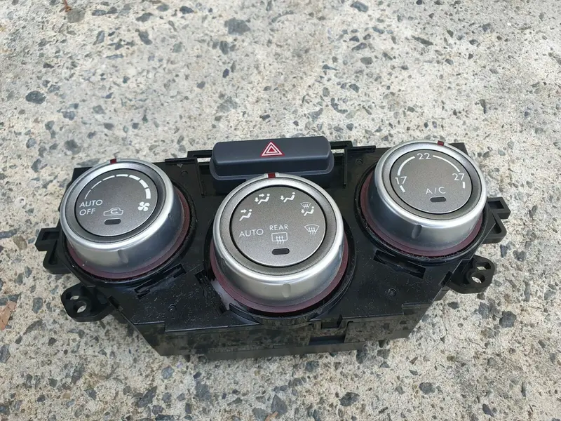 Subaru Impreza 08 -14 Gh G3 Dash Ac Air Con Conditioning Controls Switches Dials 1