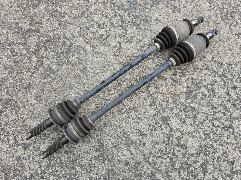 Subaru Impreza Gh 2008 - 11 Rear Driveshafts Cv Joints Drive Shaft Diff Genuine 1