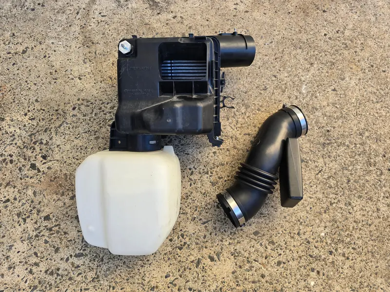 Subaru Impreza Gh Ge Rs 2007 -11 Factory Cold Air Intake Feed Induction Box Set 1