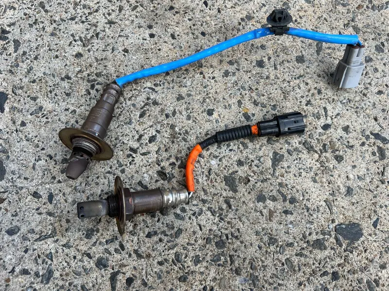 Subaru Impreza Gj 12 - 16 Factory Exhaust O2 Oxygen Sensors Pair Genuine Denso 1