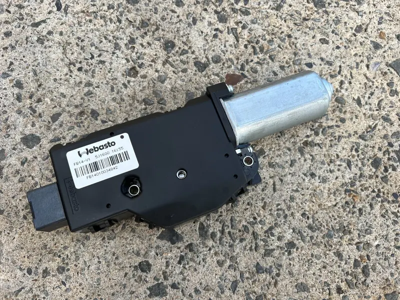Subaru Impreza Gj 12 - 16 Factory Sunroof Open Motor Regulator Control Genuine 1