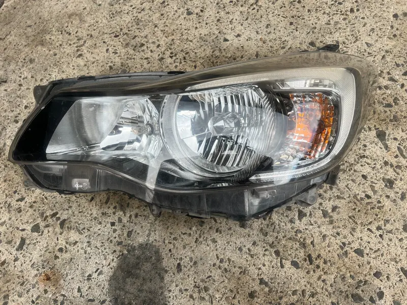 Subaru Impreza Gj 12 - 16 Front Passenger Left Hid Xenon Headlight Genuine Lh L 1