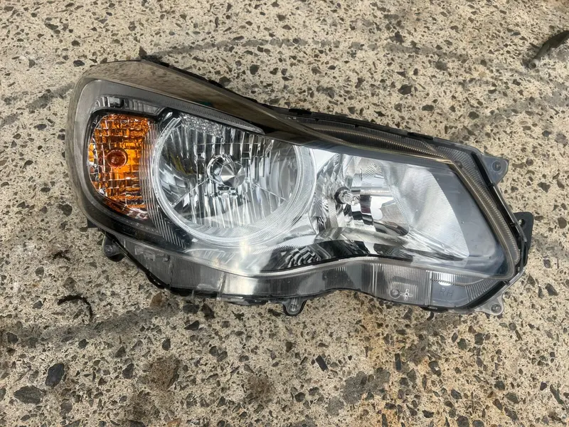 Subaru Impreza Gj 12 - 16 Front Passenger Right Hid Xenon Headlight Genuine Rh R 1