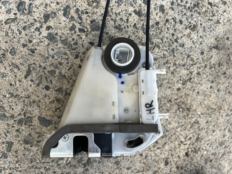 Subaru Impreza Gj 12 - 16 Rear Left Passenger Door Lock Actuator Genuine Lh Lhr 1