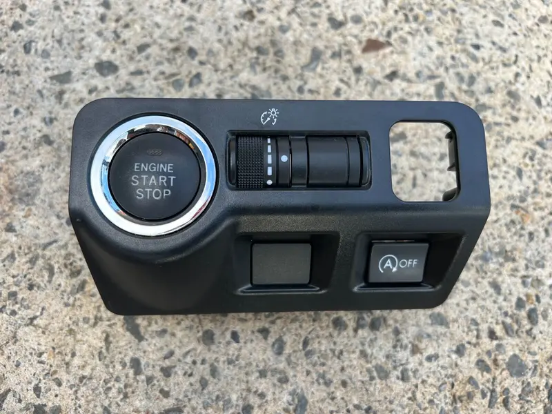 Subaru Impreza Gj 15 - 16 Factory Engine Start Stop Button Immobiliser Genuine 1