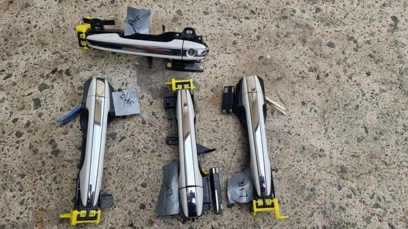 Subaru Impreza Gj G4 12 - 16 Factory Exterior Door Handles White K1x Chrome Oem 1