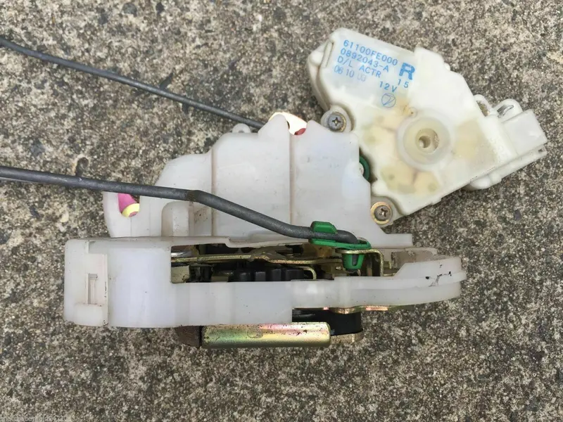 Subaru Impreza Wagon Hatch Wrx 2006 Genuine Front Right Door Lock Actuator Mech 1