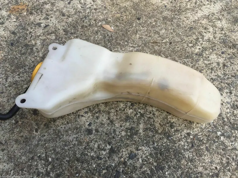 Subaru Impreza Wagon Hatch Wrx Liberty Outback Coolant Overflow Bottle Tank 2