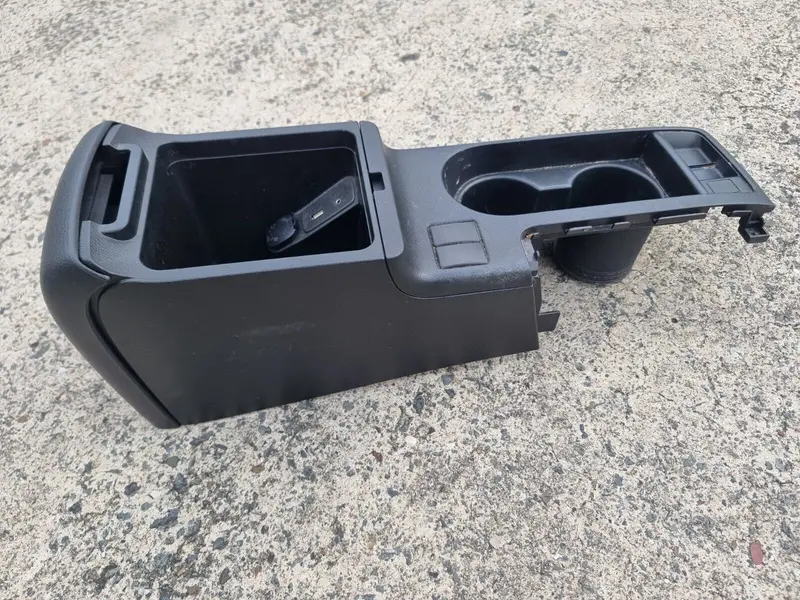 Subaru Impreza Wrx G3 Gh Rs 2008 - 14 Center Console Cup Holder Trim Arm Rest 1