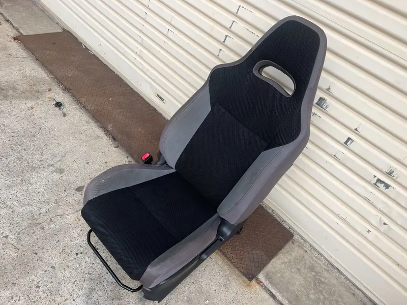 Subaru Impreza Wrx Gda Gdb 02 - 07 Left Passenger Bucket Seat Low Km! Genuine Lh 1