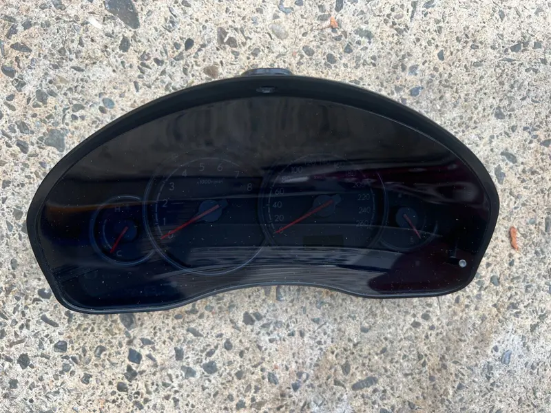 Subaru Liberty 2003 - 06 Gen 4 H6 Spec B 6 Speed Manual Instrument Cluster 145Km 1