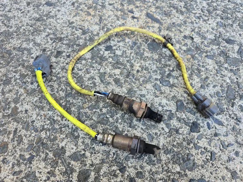Subaru Liberty Gen 4 03 - 06 Exhaust Catalytic Converter O2 Oxygen Sensors Turbo 1