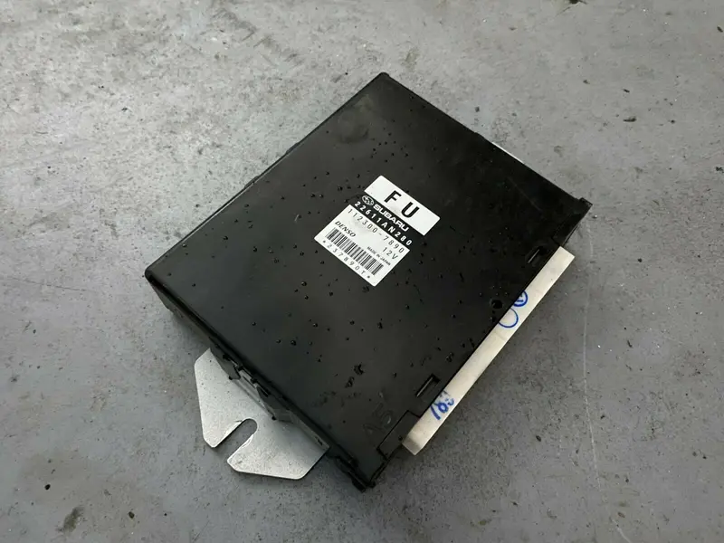Subaru Liberty Gen 4 03 - 09 Factory Ecu Computer Control Unit Auto Denso Fu Oem 1