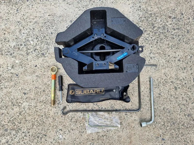 Subaru Liberty Gen 4 03 - 09 Factory Spare Wheel Brace Tow Tool Kit Jack Genuine 1