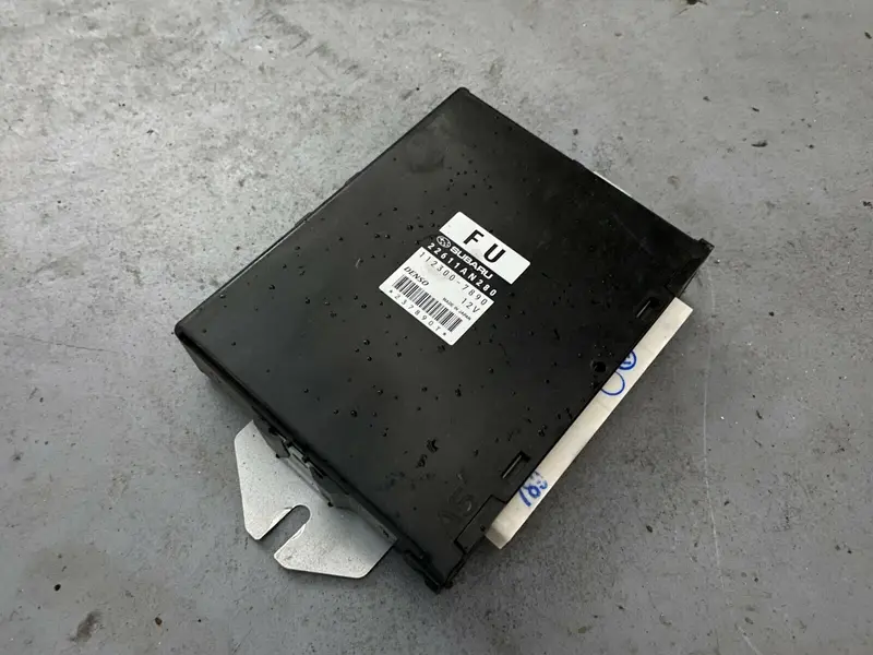 Subaru Liberty Gen 4 06 - 09 Factory Ecu Computer Control Unit Auto Denso Fu Oem 1