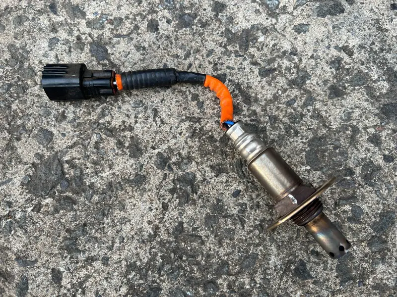 Subaru Liberty Gen 5 12 - 13 Exhaust Catalytic Converter O2 Oxygen Sensor Denso 1