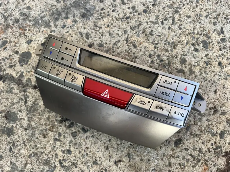Subaru Liberty Gen 5 2009 - 12 Dash Air Con Ac Climate Control Unit Panel Button 1