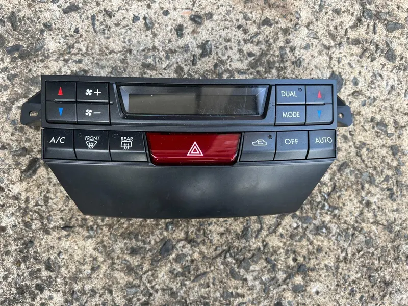 Subaru Liberty Gen 5 2012 - 13 Dash Air Con Ac Climate Control Unit Panel Button 1
