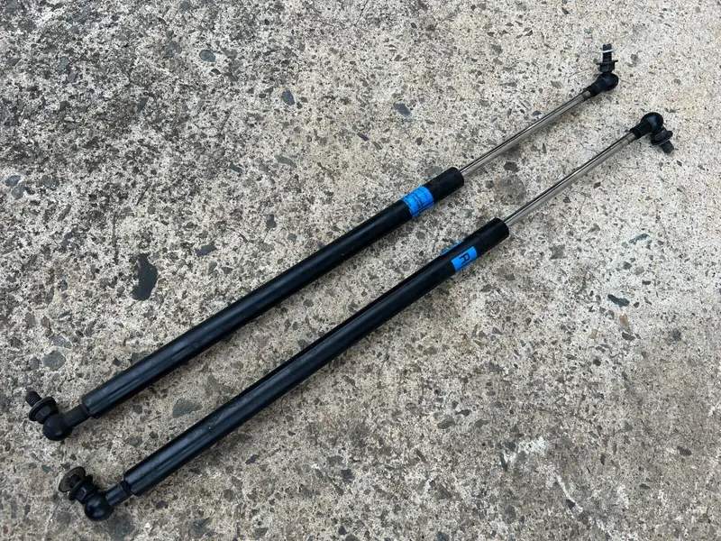Subaru Liberty Gen5 Outback 09 - 14 Bonnet Hood Gas Struts Low Km Genuine Oem 1