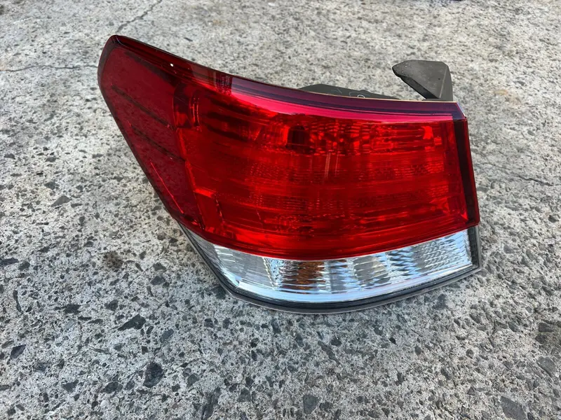 Subaru Liberty Gen5 Sedan 09 - 12 Taillight Tail Light Brake Stop Lamp Left Lh L 1