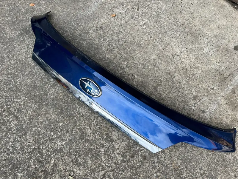 Subaru Liberty Gen5 Wagon 09 - 12 Tailgate Hatch Garnish Cover Panel Trim Blue 1