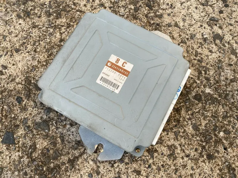 Subaru Liberty Gt 03 - 06 Denso Computer Ecu Engine Control Unit 22611Ah131 8C 1