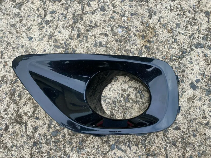 Subaru Liberty Gt 03 - 06 Spot Fog Light Cover Surround Trim Black Left Lh 32J 1