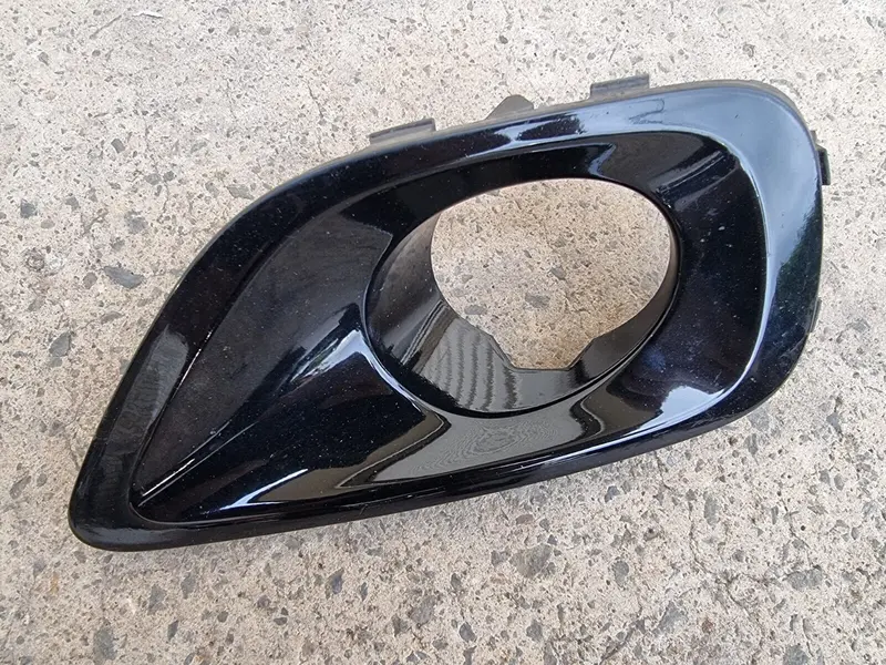 Subaru Liberty Gt 03 - 06 Spot Fog Light Cover Surround Trim Black Right Rh 32J 1