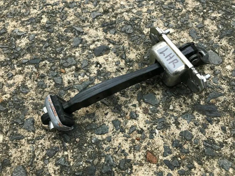 Subaru Liberty Gt 04 Gen 4 Lhr Left Rear Passenger Door Check Arm Hinge Holder 1