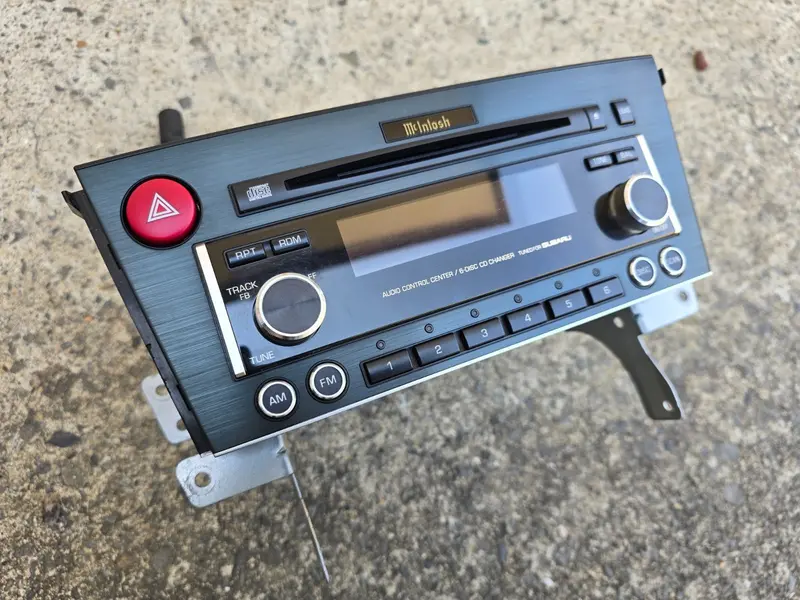 Subaru Liberty Gt Gen4 2003 - 06 Mcintosh Stereo Head Unit Fascia Radio Panel 1