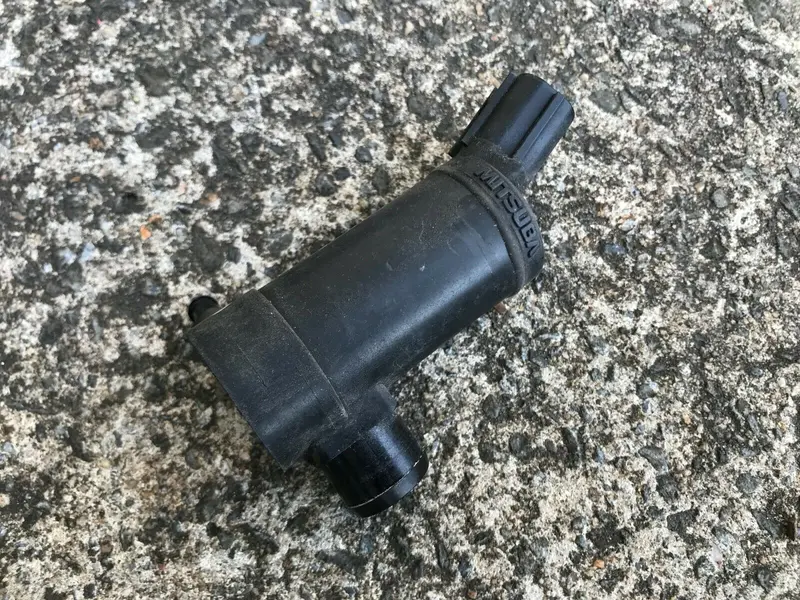 Subaru Liberty Gt Outback Gen 4 03-09 Windscreen Wiper Washer Motor Squirt Pump 1